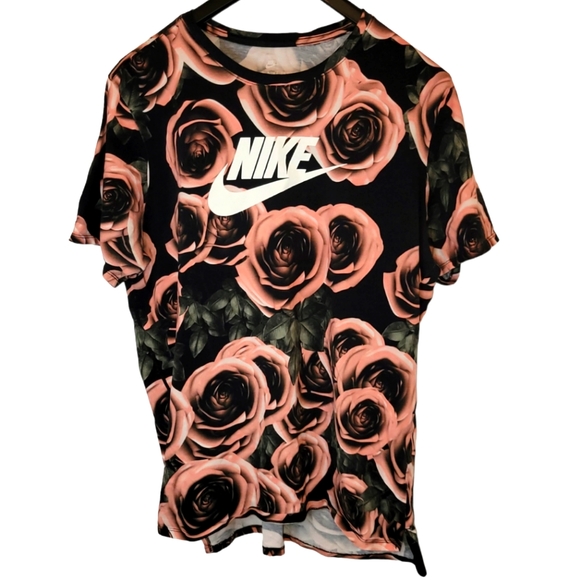 Nike Tops - Nike Women's Rose Print T'shirt Size XL
